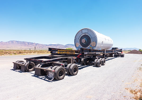 Oversize Load Wind Turbine Nacelle   