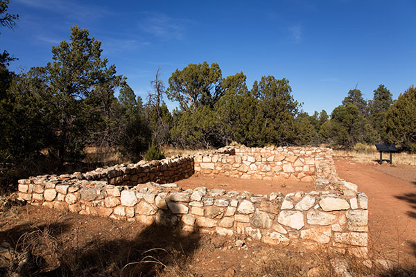 Pueblo Ruins, Walnut Canyon National Monument, Arizona